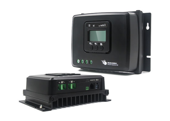 30A MPPT 充電調節器 IP43 ソーラーパネル充電制御器 BMS ライフPO4バッテリーのために目覚め 100V